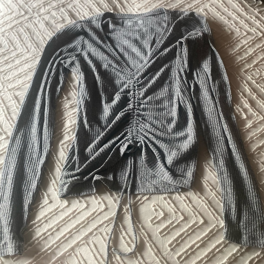 Hollister Gray V-Neck Women's Sweater